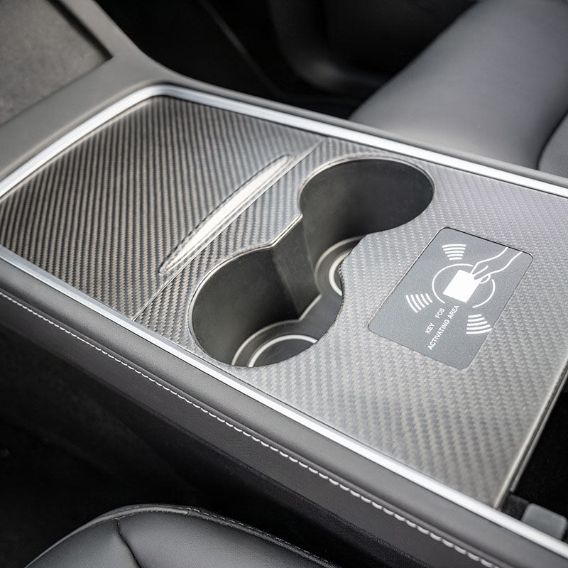 Built-in card area for daily convenience.