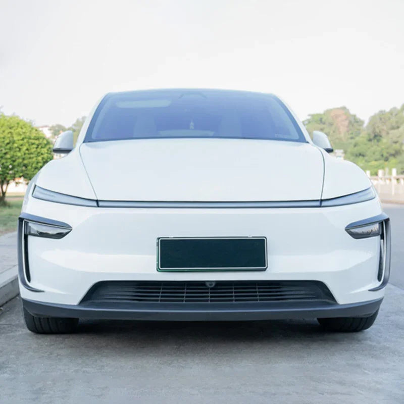 Front view highlighting balanced design with carbon fiber accents.